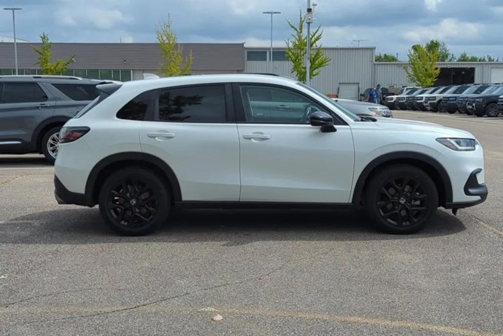 2023 Honda HR-V Sport photo 1