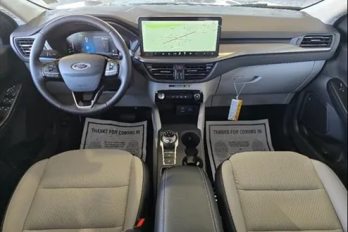 2025 Ford Escape Base photo 3