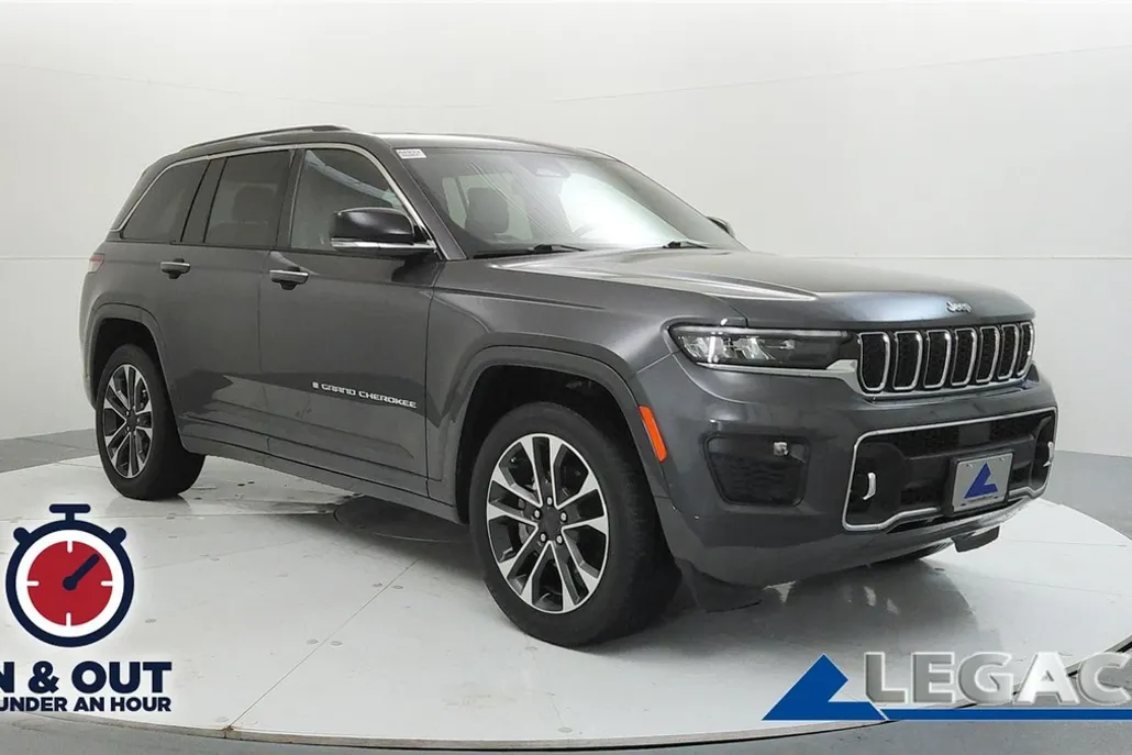 2022 Jeep Grand Cherokee Overland photo 1