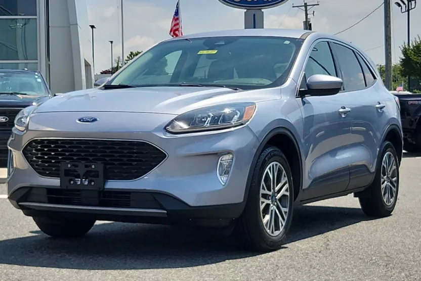 2022 Ford Escape SEL photo 1