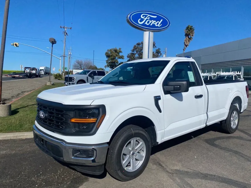 2025 Ford F-150 XL photo 1
