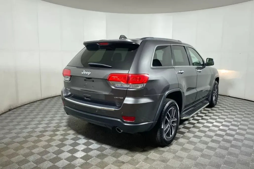 2019 Jeep Grand Cherokee Limited photo 1