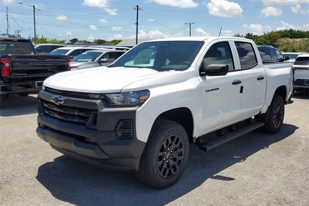 2026 Chevrolet Colorado Work Truck photo 1