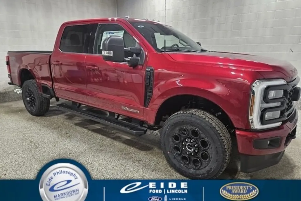 2025 Ford F-350 XLT photo 1