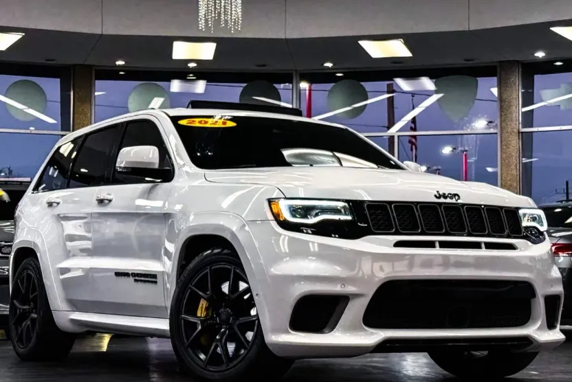 2021 Jeep Grand Cherokee Trackhawk photo 1