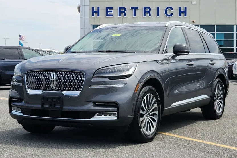 2021 Lincoln Aviator Reserve photo 1