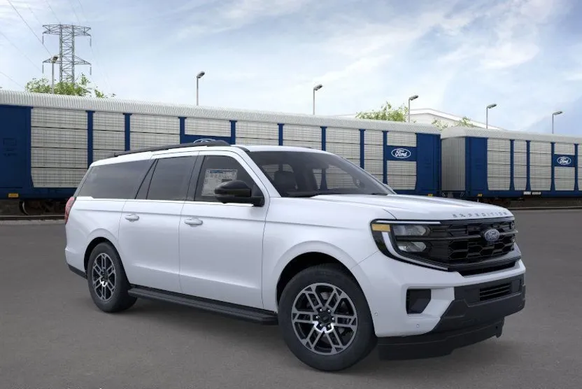 2025 Ford Expedition MAX photo 1