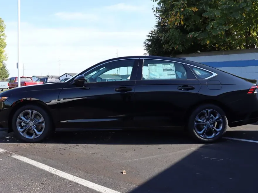 2025 Honda Accord EX-L photo 1