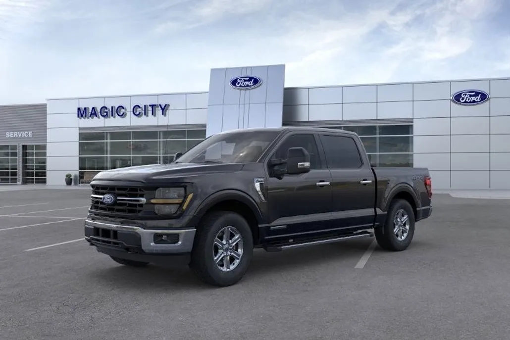 2025 Ford F-150 XLT photo 1