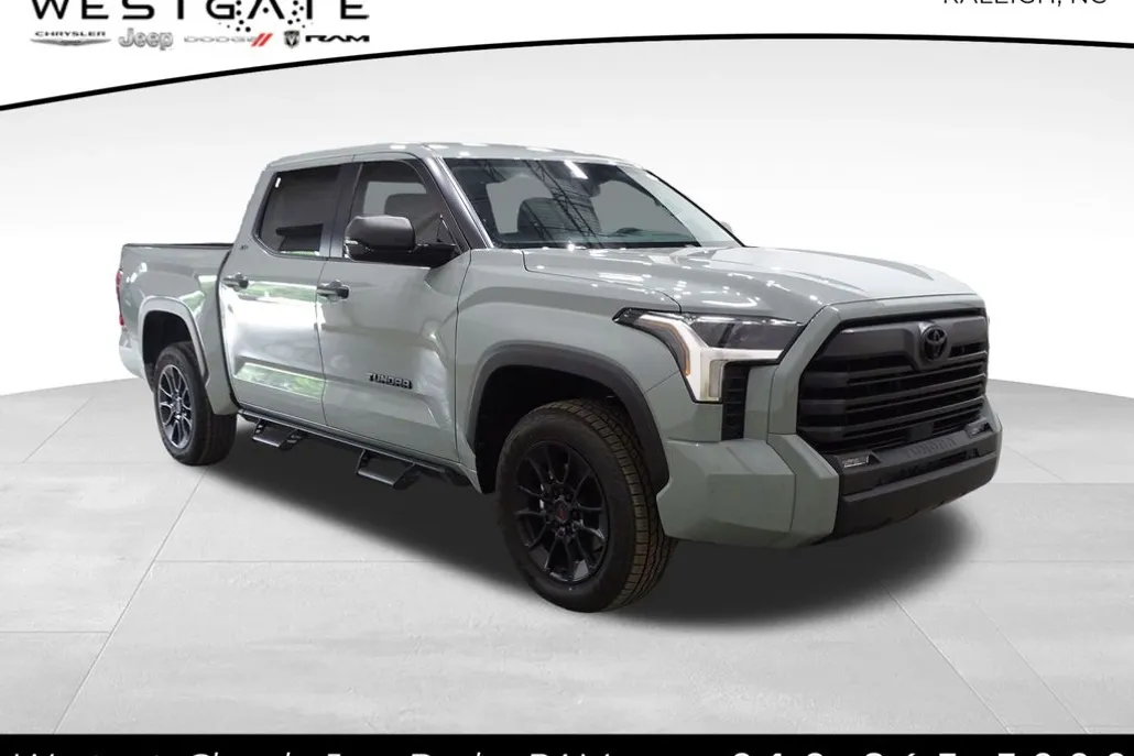 2024 Toyota Tundra SR5 photo 1