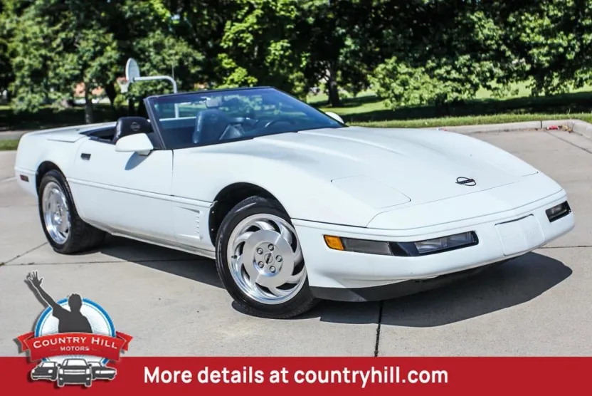 1995 Chevrolet Corvette Base photo 1