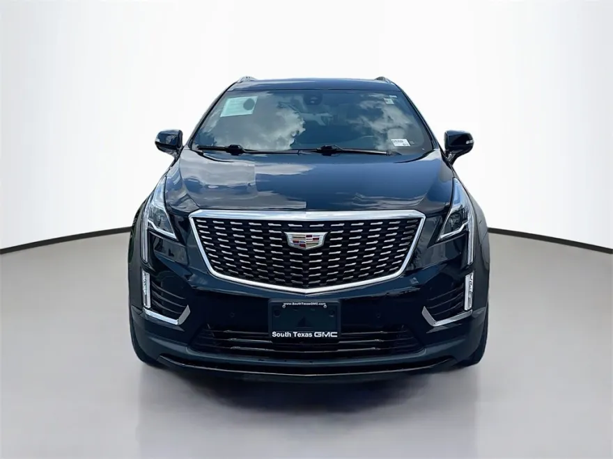 2023 Cadillac XT5 Luxury photo 1