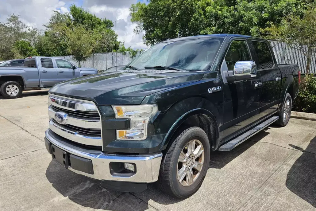 2015 Ford F-150 Lariat photo 1