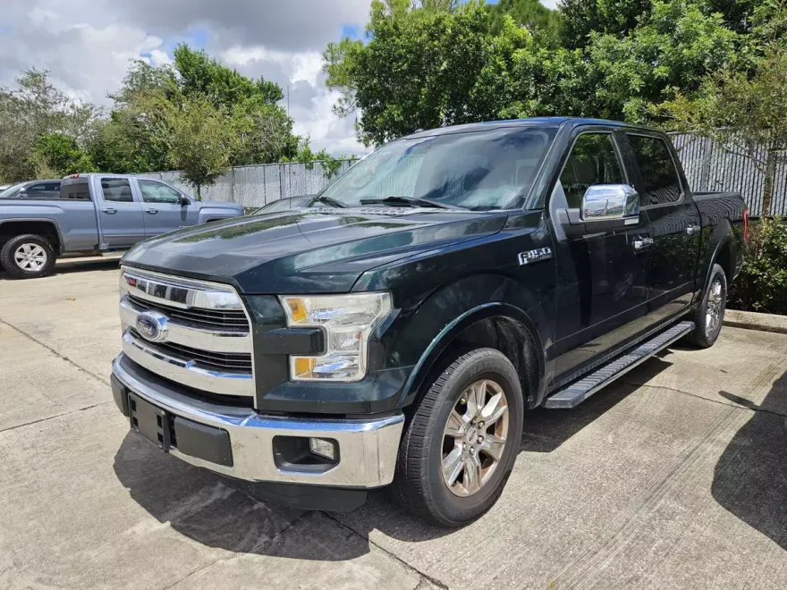 2015 Ford F-150 Lariat photo 1