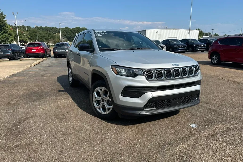 2025 Jeep Compass Sport photo 1