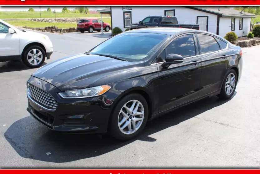 2014 Ford Fusion SE photo 1