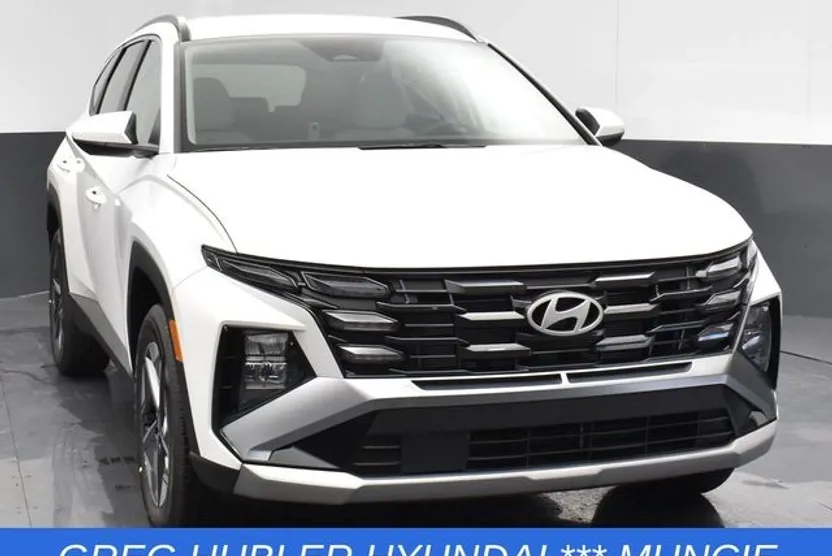 2025 Hyundai Tucson SEL photo 1