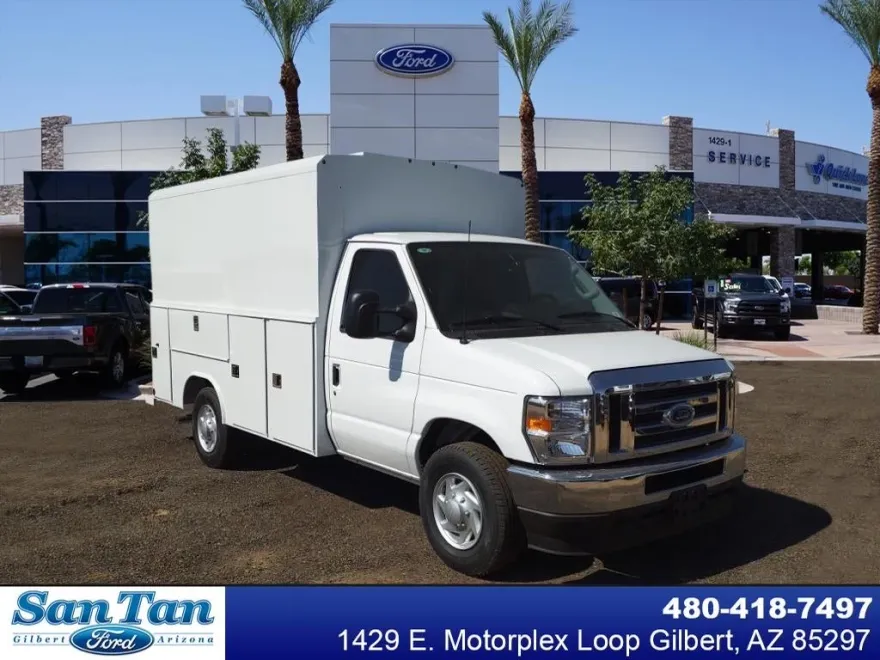 2025 Ford E-350 XL photo 1