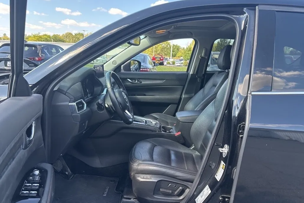 2022 Mazda CX-5 2.5 S Premium photo 1