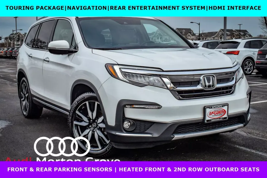 2022 Honda Pilot Touring photo 1