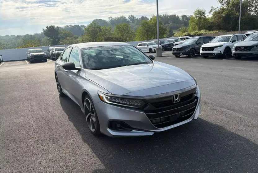 2022 Honda Accord Sport photo 1