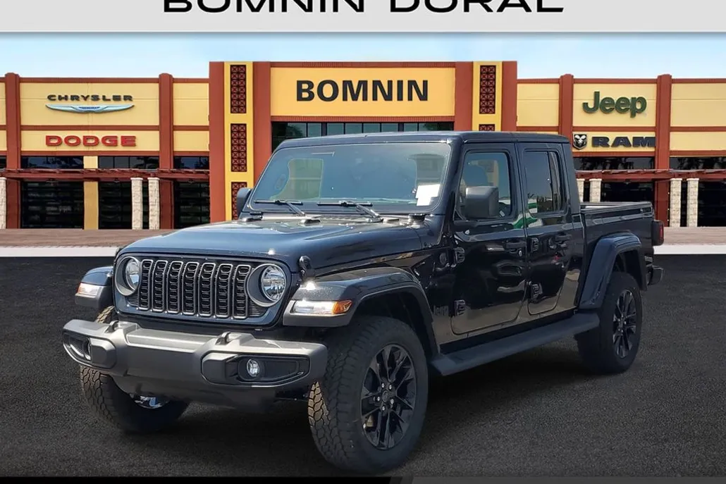 2025 Jeep Gladiator Sport photo 1