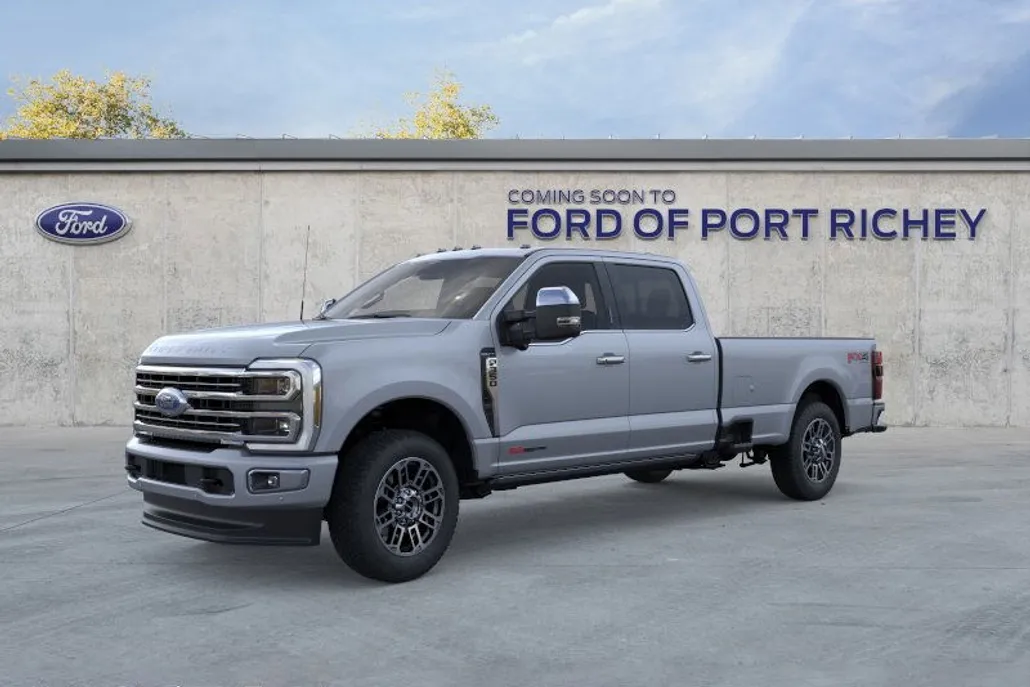 2026 Ford F-350 Platinum photo 1