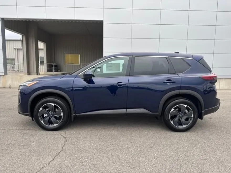 2026 Nissan Rogue SV photo 1