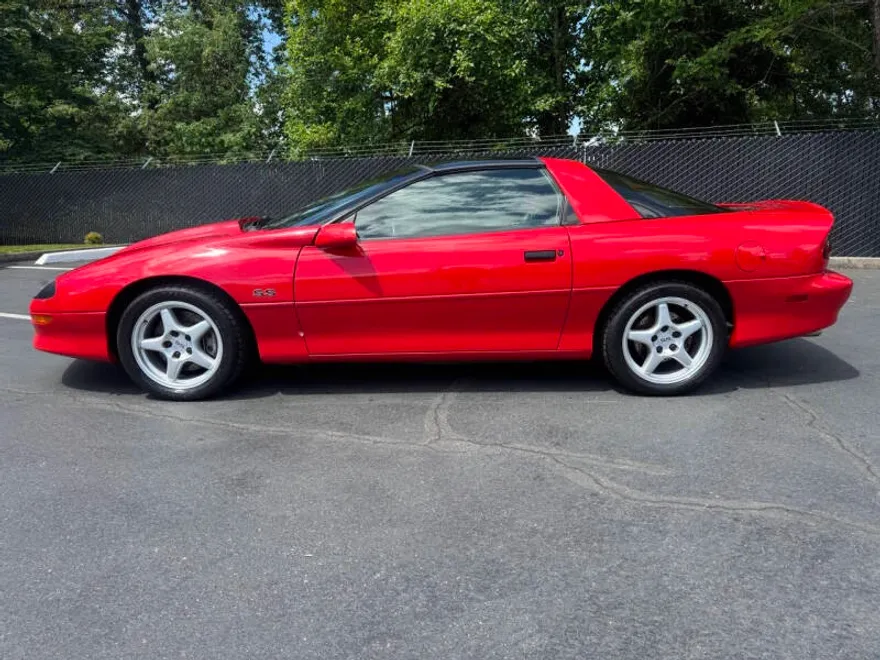 1997 Chevrolet Camaro Z28 SS photo 1