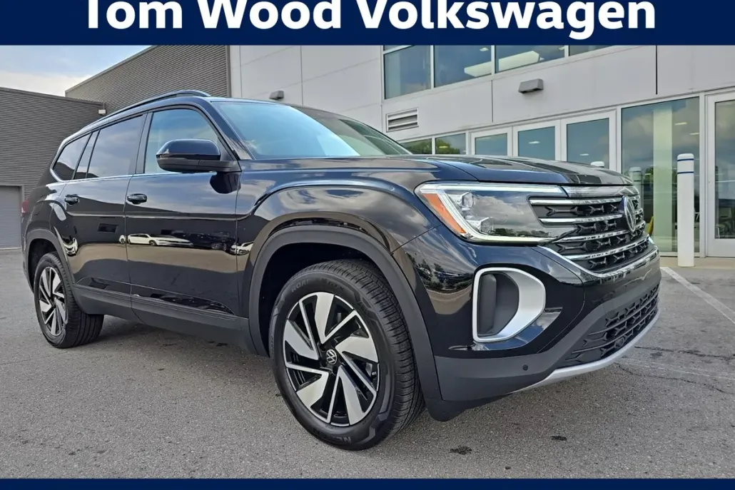 2026 Volkswagen Atlas SE Technology photo 1