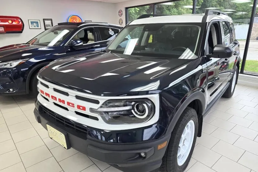 2023 Ford Bronco Sport Heritage photo 1