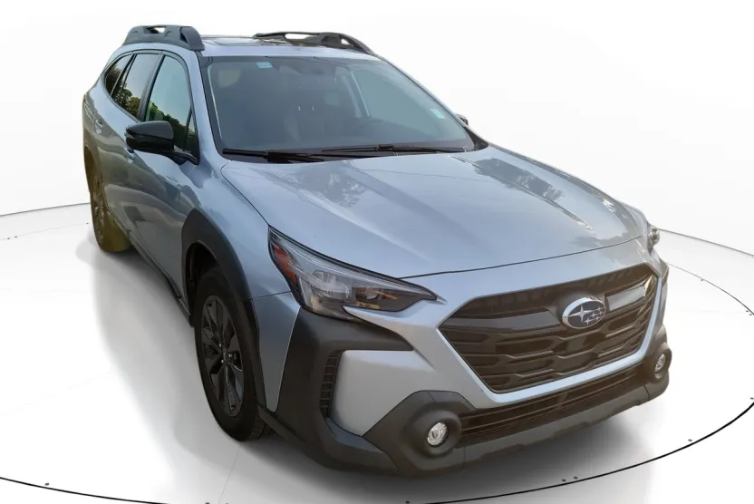 2023 Subaru Outback Onyx Edition photo 1