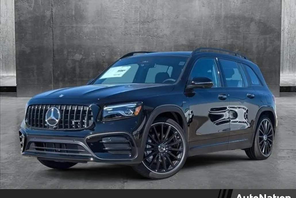 2025 Mercedes Benz GLB AMG 35 4MATIC photo 1