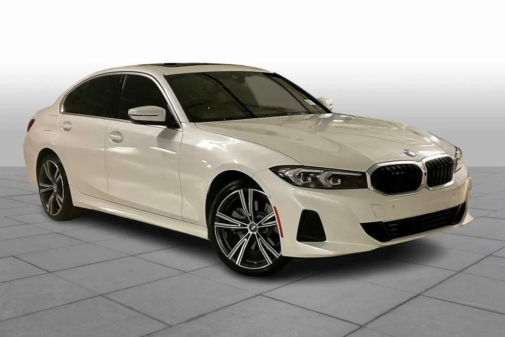 2024 Bmw 330e Sedan photo 1
