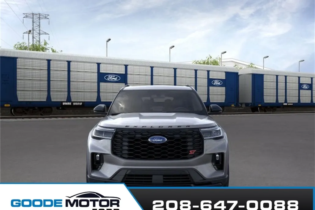 2025 Ford Explorer ST photo 1