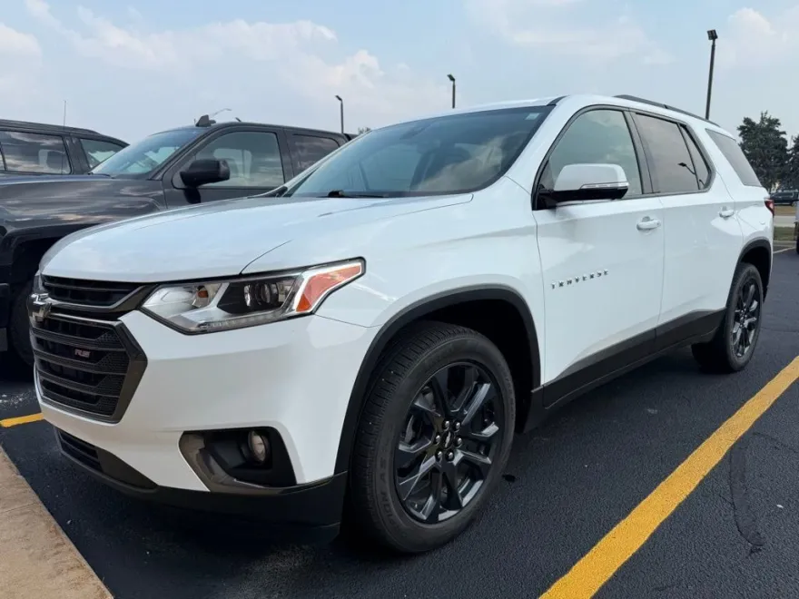 2020 Chevrolet Traverse RS photo 1