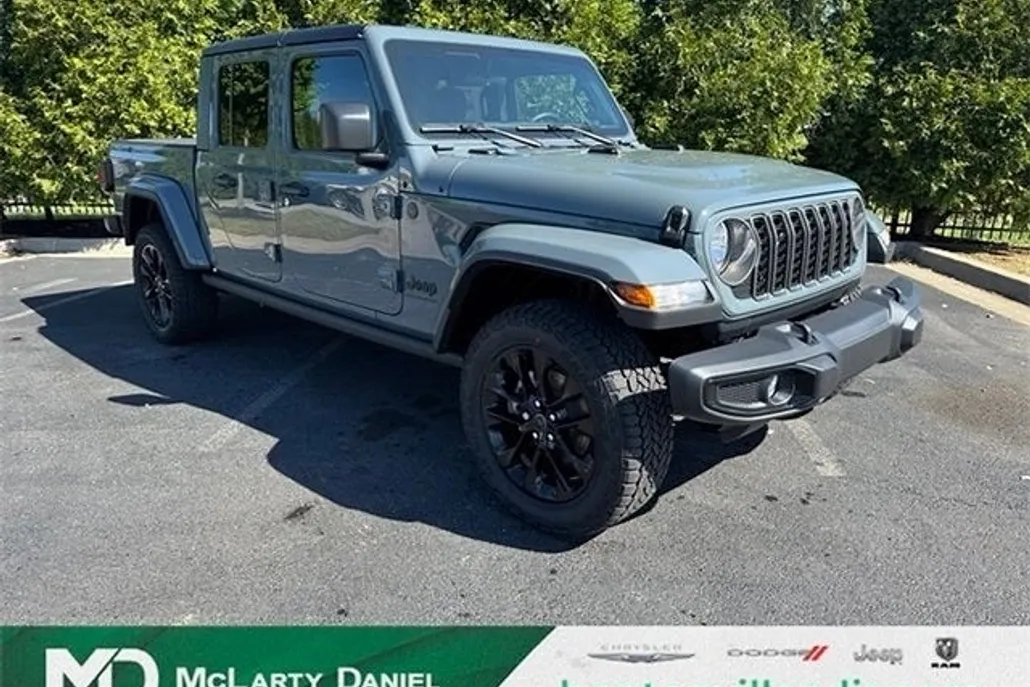 2025 Jeep Gladiator Sport photo 1