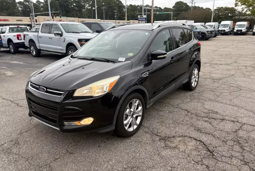 2015 Ford Escape Titanium photo 1