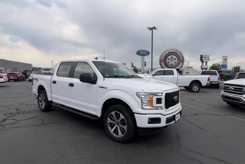 2020 Ford F-150 XL photo 1