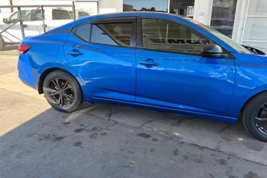2021 Nissan Sentra SV photo 1