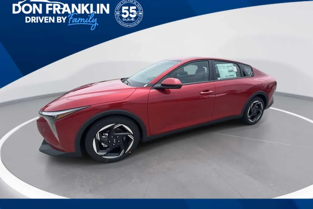 2025 Kia K4 EX photo 1