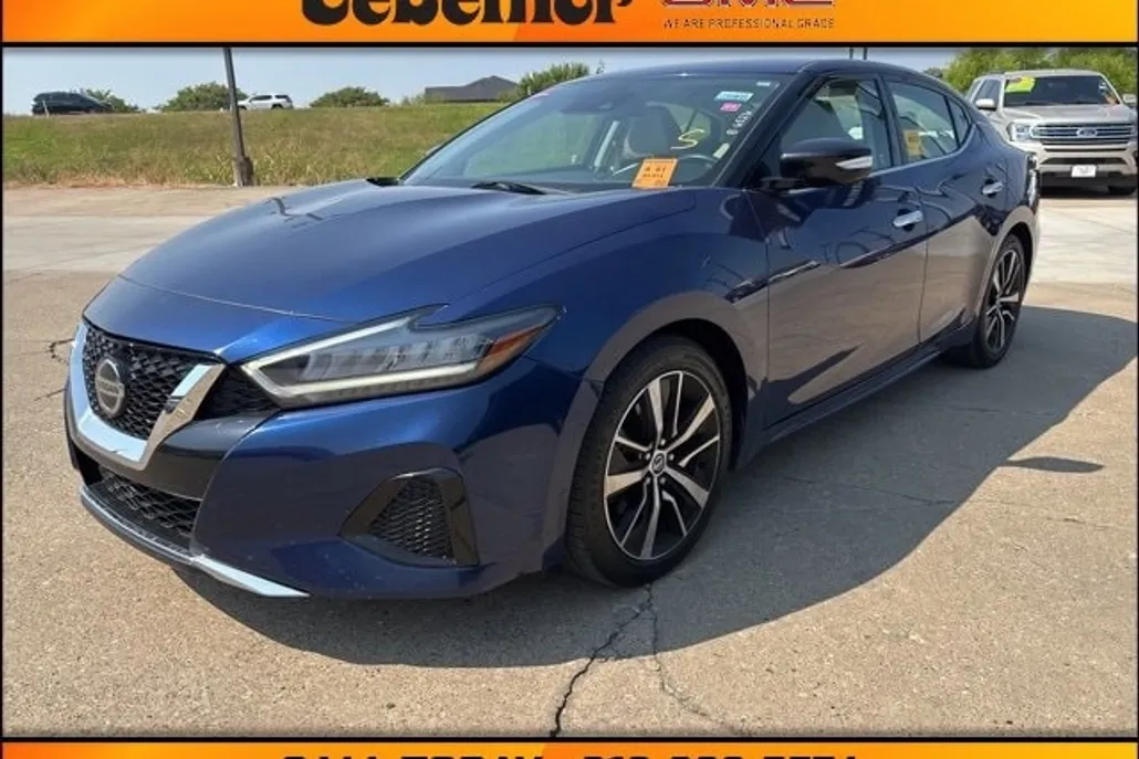 2022 Nissan Maxima SV photo 1