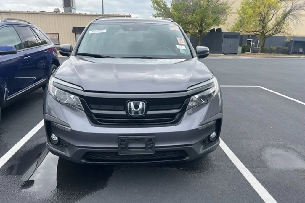 2022 Honda Pilot Special Edition photo 1