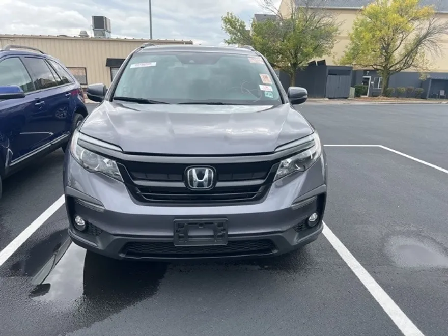 2022 Honda Pilot Special Edition photo 1