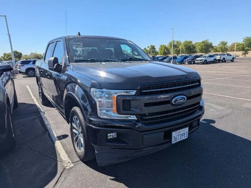 2020 Ford F-150 XLT photo 1