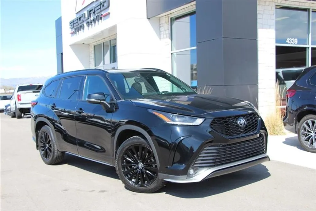 2023 Toyota Highlander XSE photo 1