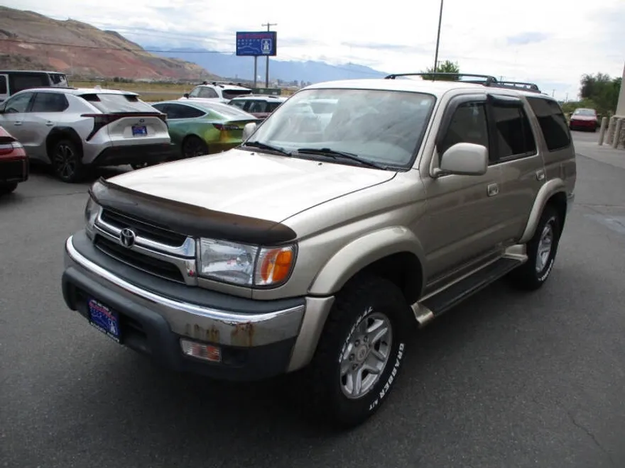 2001 Toyota 4Runner SR5 photo 1