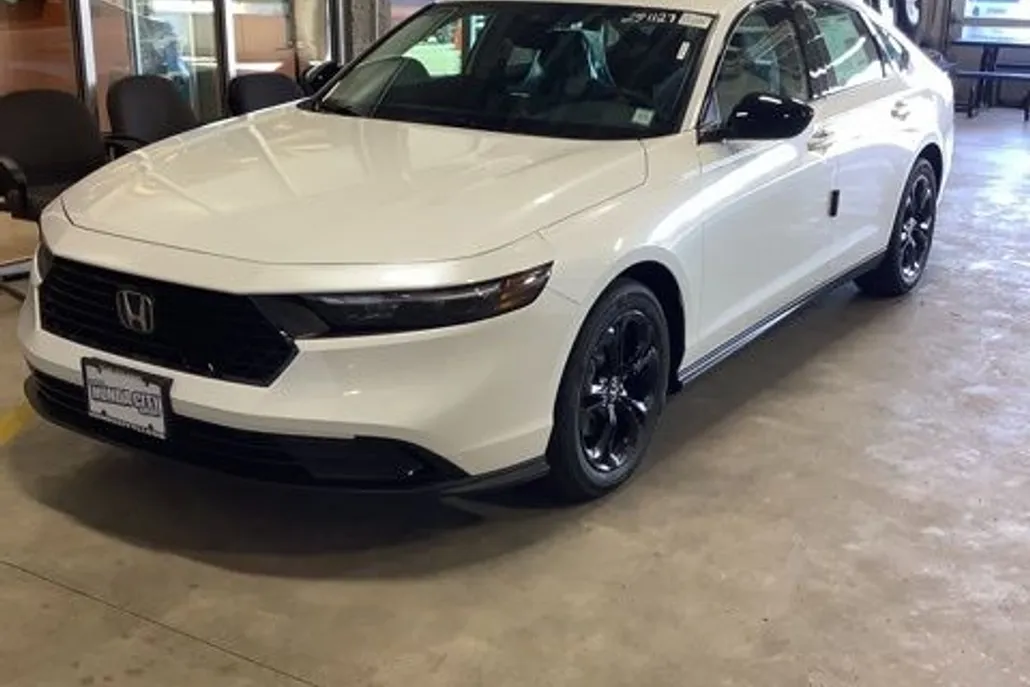 2025 Honda Accord SE photo 1