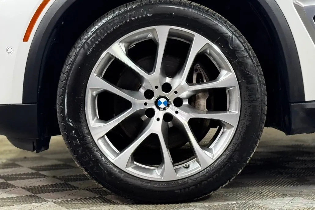 2024 Bmw X5 xDrive40i photo 1