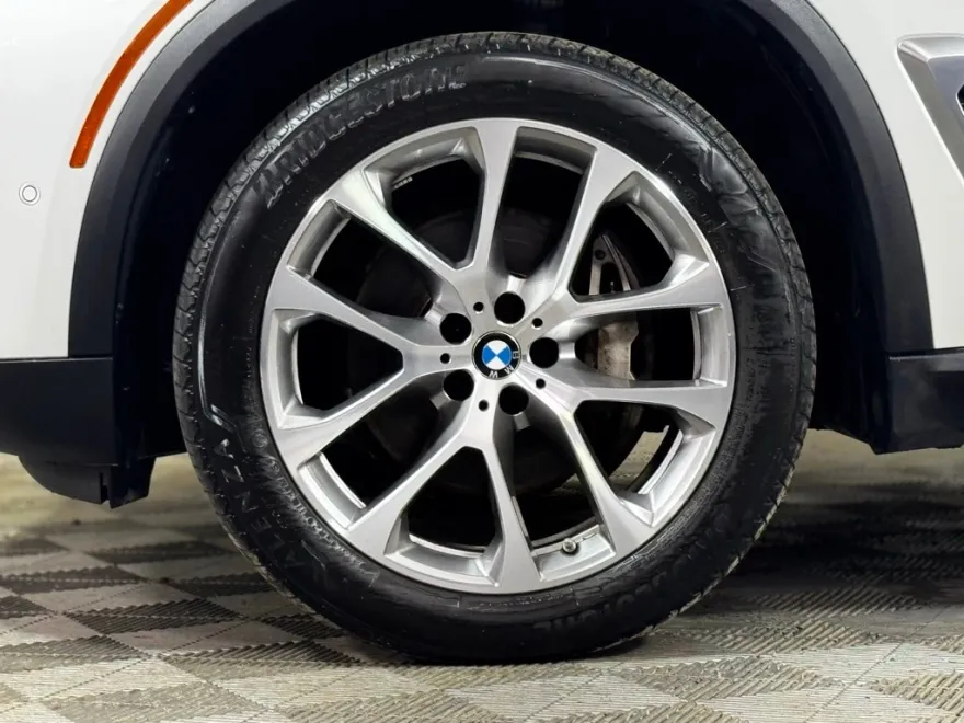 2024 Bmw X5 xDrive40i photo 1